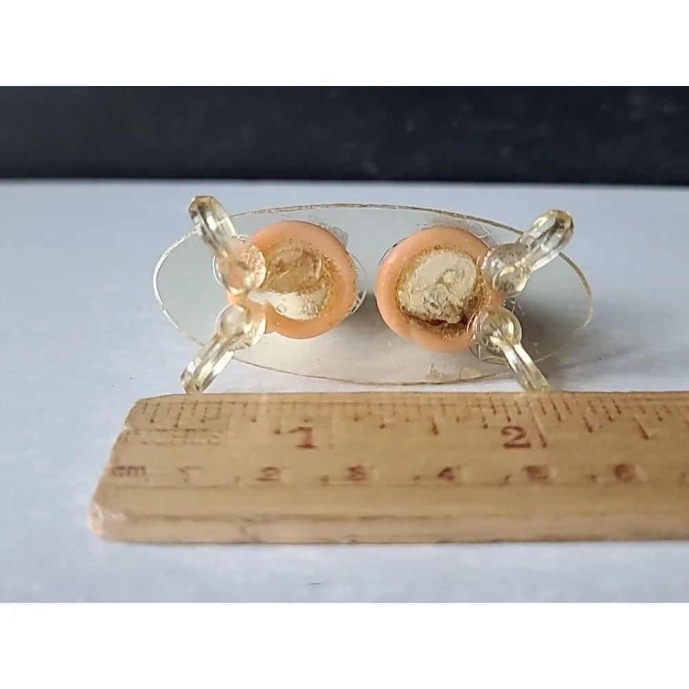 Shell Shaped Salt And Pepper Shaker Figurine, Vintage READ
